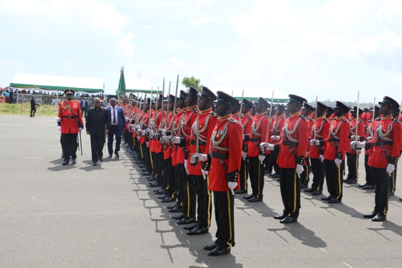 Rais Dkt. John  Magufuli atunuku Kamisheni