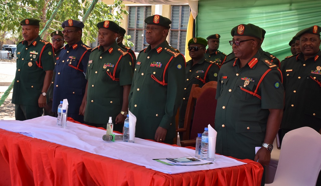 Jenerali Mabeyo awatakia Heri ya Mwaka Mpya