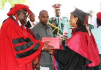 Makamu wa pili wa Rais wa Zanzibar awatunuku Wahitimu wa  Chuo cha Ulinzi wa Taifa